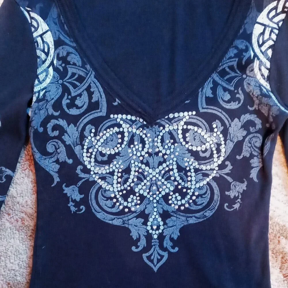 Vintage Y2K Maurices Graphic Flourish Rhinestone Black Long Sleeve Tee Women's L - Picture 6 of 16